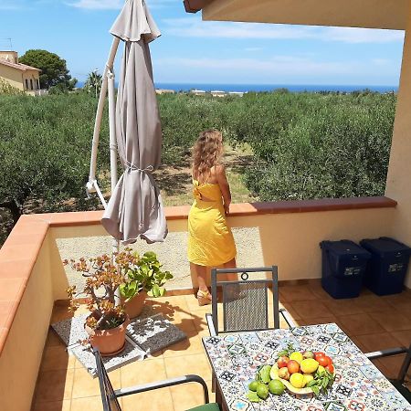 Bed and Breakfast Casanonnavittoria à Terrasini Extérieur photo