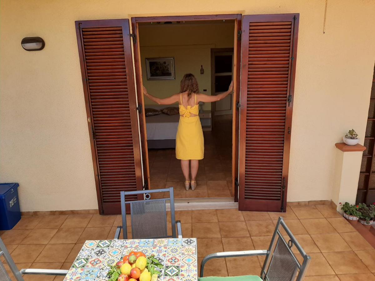 Bed and Breakfast Casanonnavittoria à Terrasini Extérieur photo