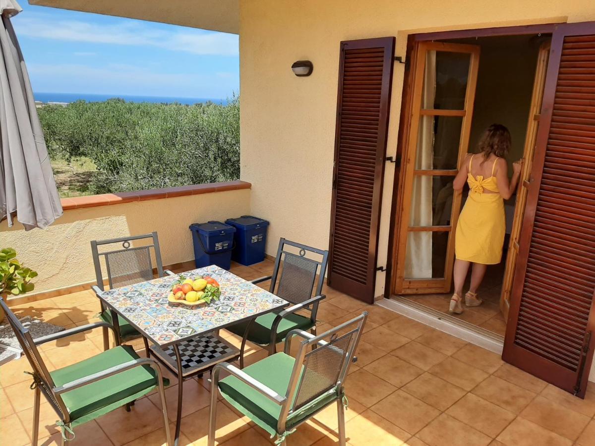 Bed and Breakfast Casanonnavittoria à Terrasini Extérieur photo