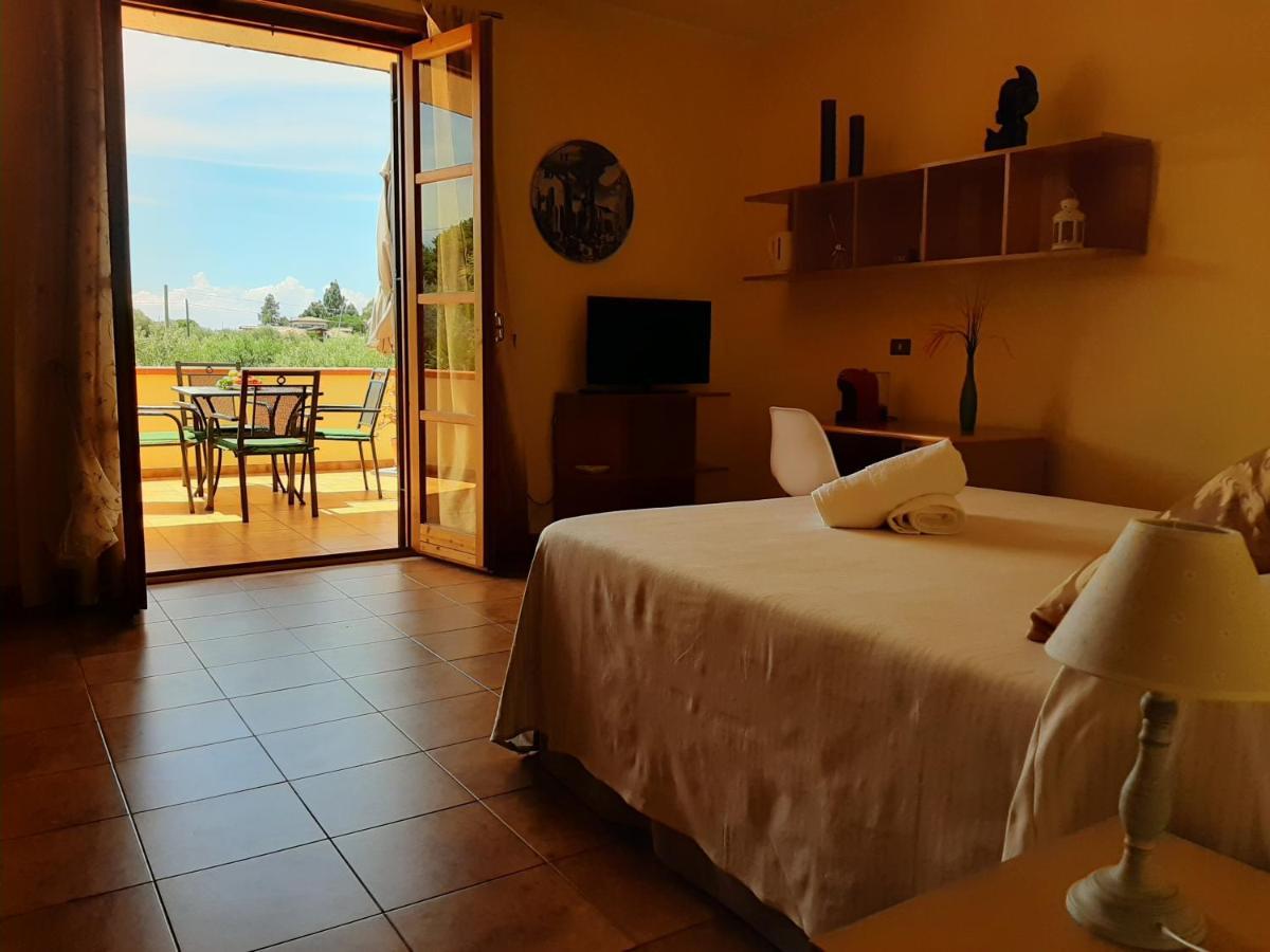 Bed and Breakfast Casanonnavittoria à Terrasini Extérieur photo